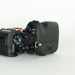 SONY α7 IV(ILCE-7M4) SONY α7 IV(ILCE-7M4)