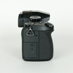 Panasonic LUMIX DMC-G8 Panasonic LUMIX DMC-G8