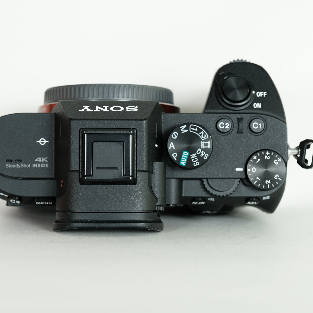 SONY α7 III(ILCE-7M3) SONY α7 III(ILCE-7M3)