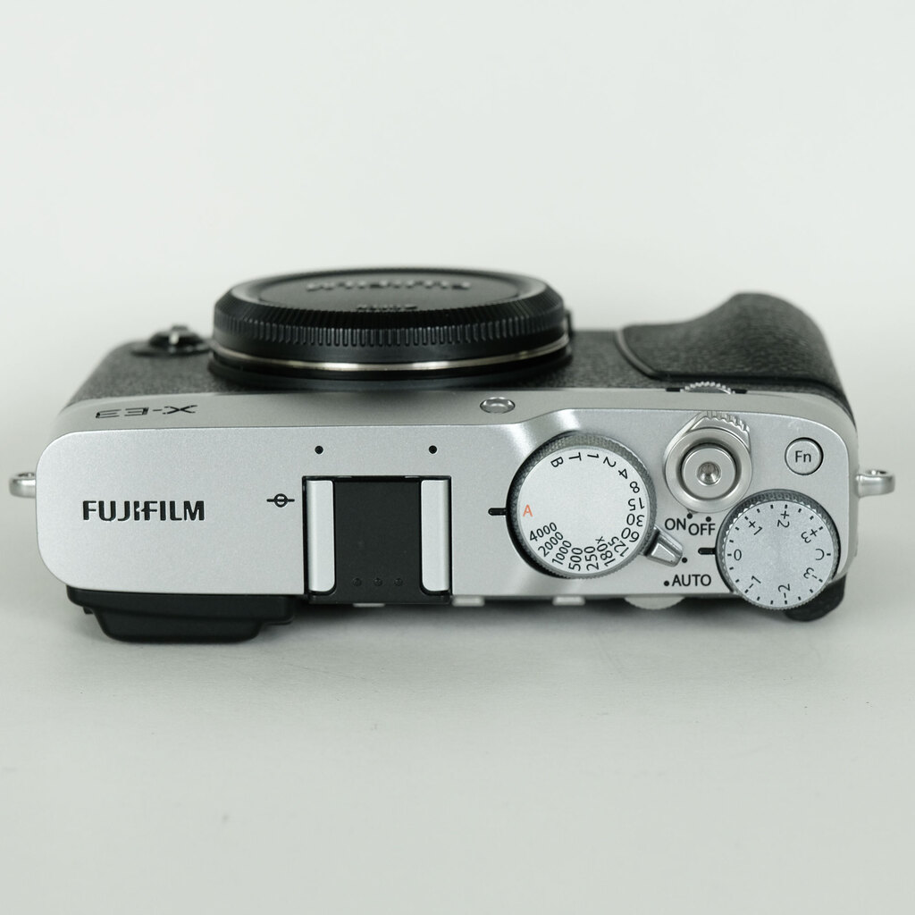 FUJIFILM X-E3