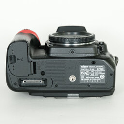 Nikon D7000
