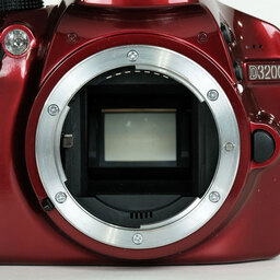Nikon D3200ボディ レッド Nikon D3200ボディ レッド
