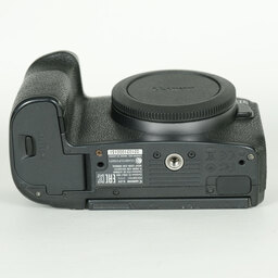 Canon EOS R Canon EOS R