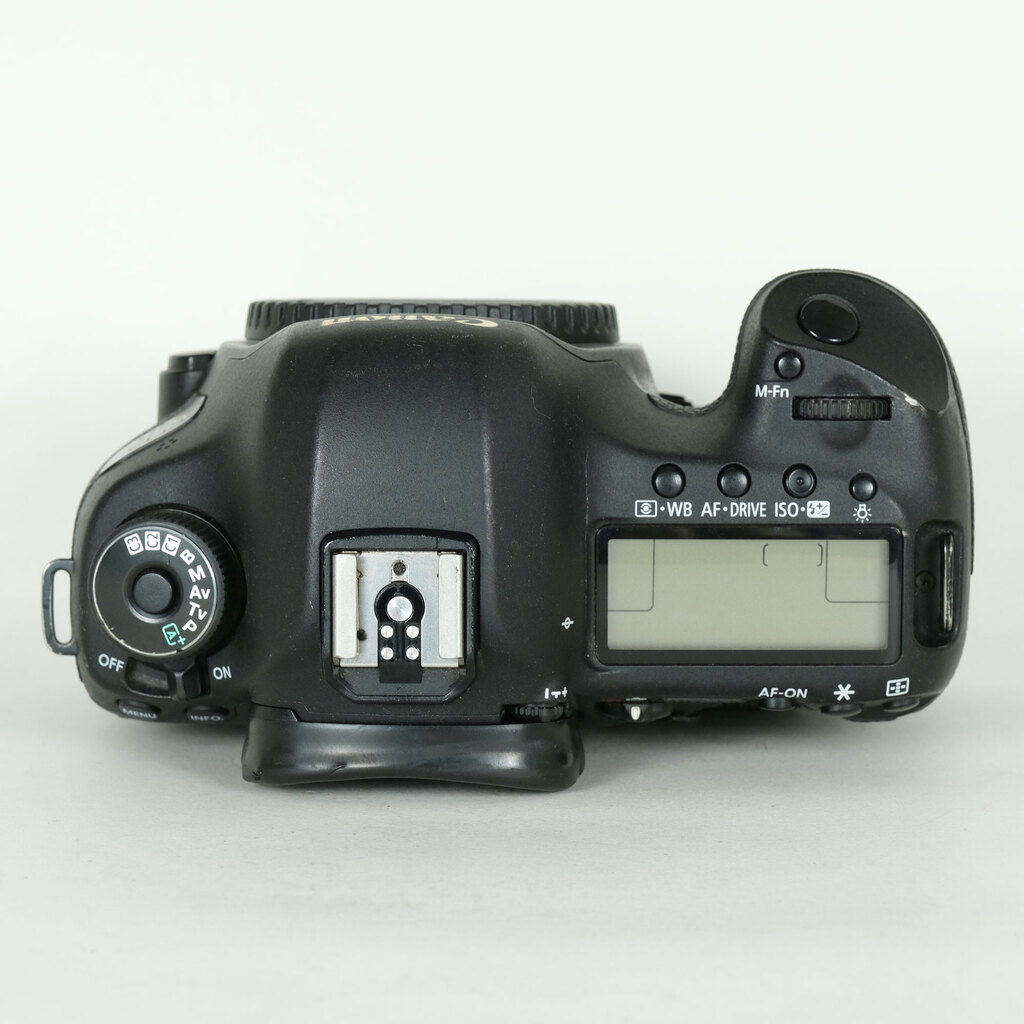 Canon EOS 5D Mark III Canon EOS 5D Mark III