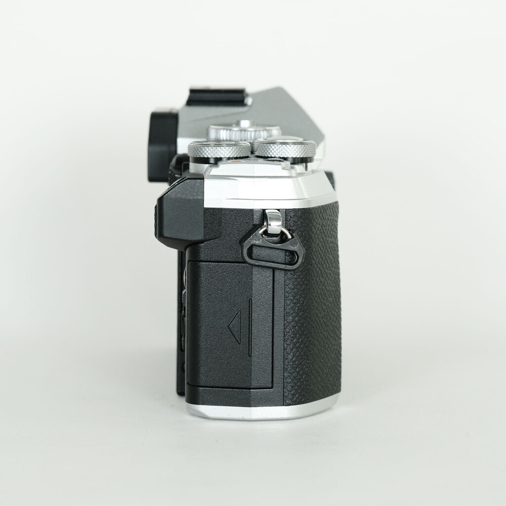 OLYMPUS OM-D E-M5 Mark III OLYMPUS OM-D E-M5 Mark III