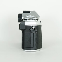 OLYMPUS OM-D E-M5 Mark III OLYMPUS OM-D E-M5 Mark III