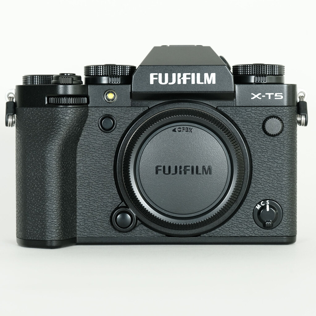 美品 24年12月購入 FUJIFILM 治まる X-T5 ボディ ブラック