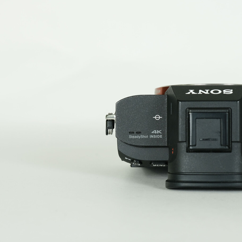 SONY α7 III(ILCE-7M3) SONY α7 III(ILCE-7M3)