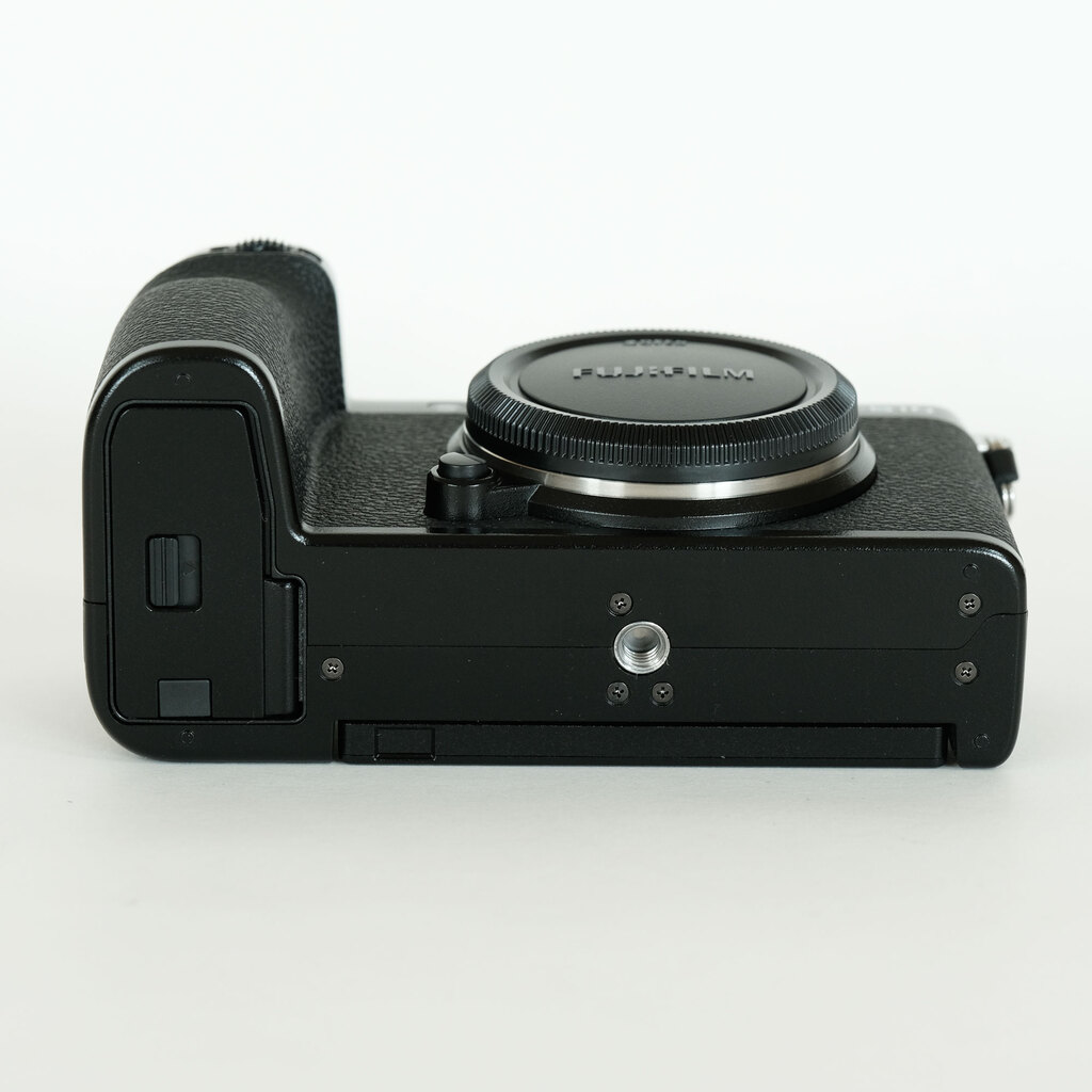 X-S10 ボディ 美品（箱あり） FUJIFILM X-S10の出品 | ONE SCENE（ワンシーン）