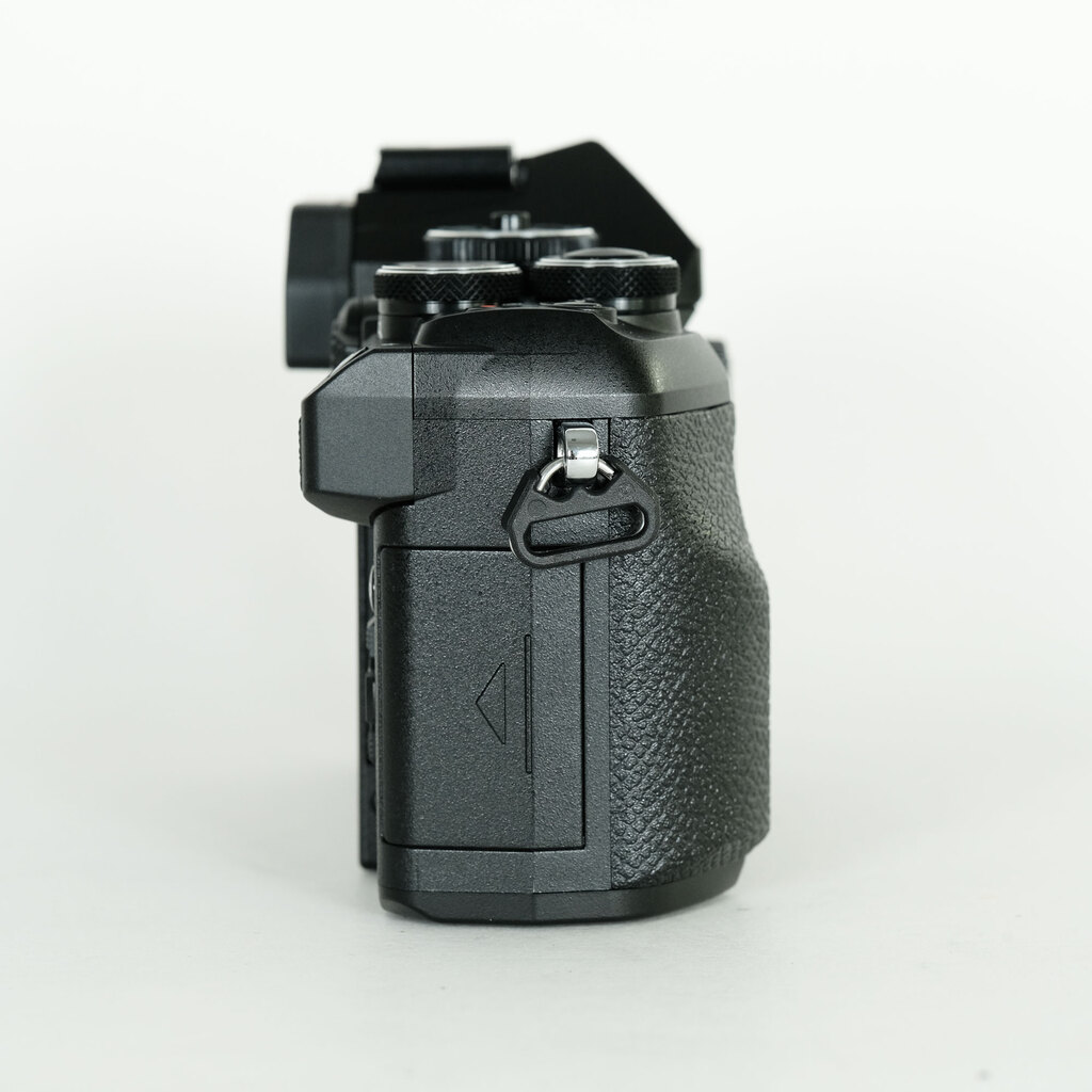 OM SYSTEM OM-5 Mark II ボディ ブラックの出品 | ONE SCENE