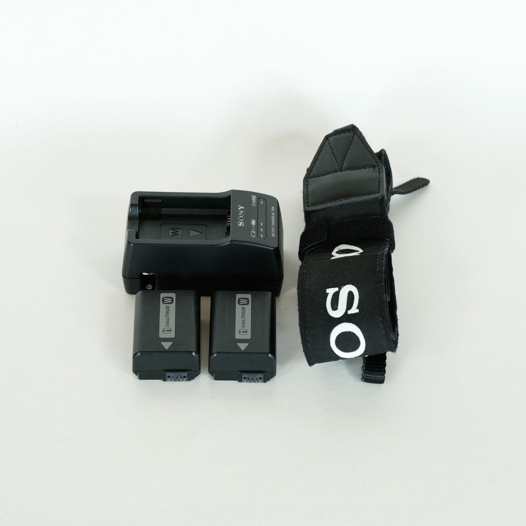 SONY α7R II(ILCE-7RM2) SONY α7R II(ILCE-7RM2)