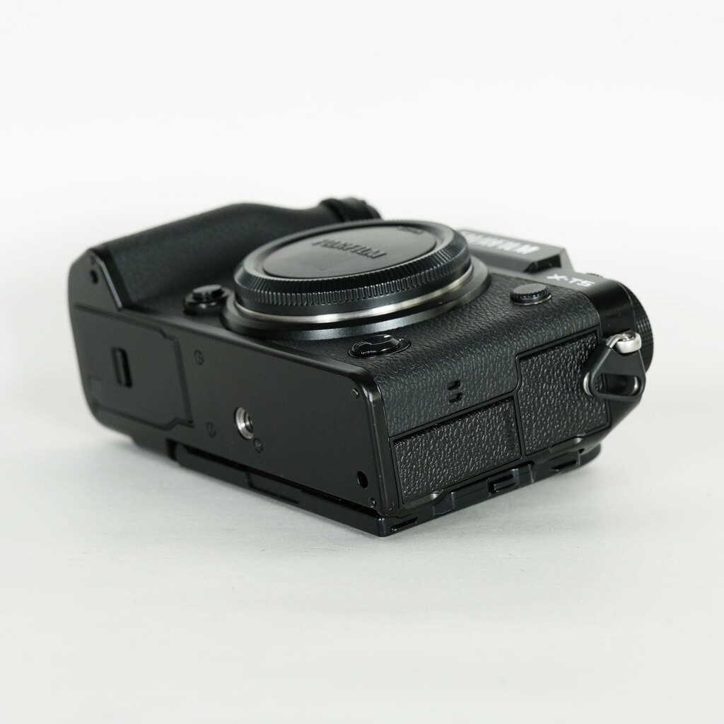 FUJIFILM X-T5の出品 | ONE SCENE（ワンシーン）