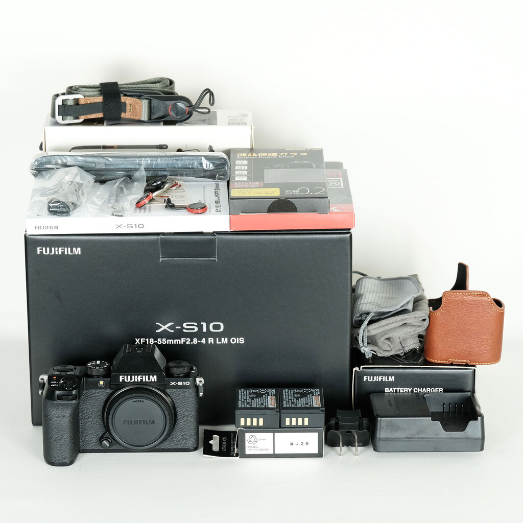 X-S10 ボディ 美品（箱あり） FUJIFILM X-S10の出品 | ONE SCENE（ワンシーン）