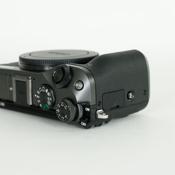 Canon EOS M6 Canon EOS M6