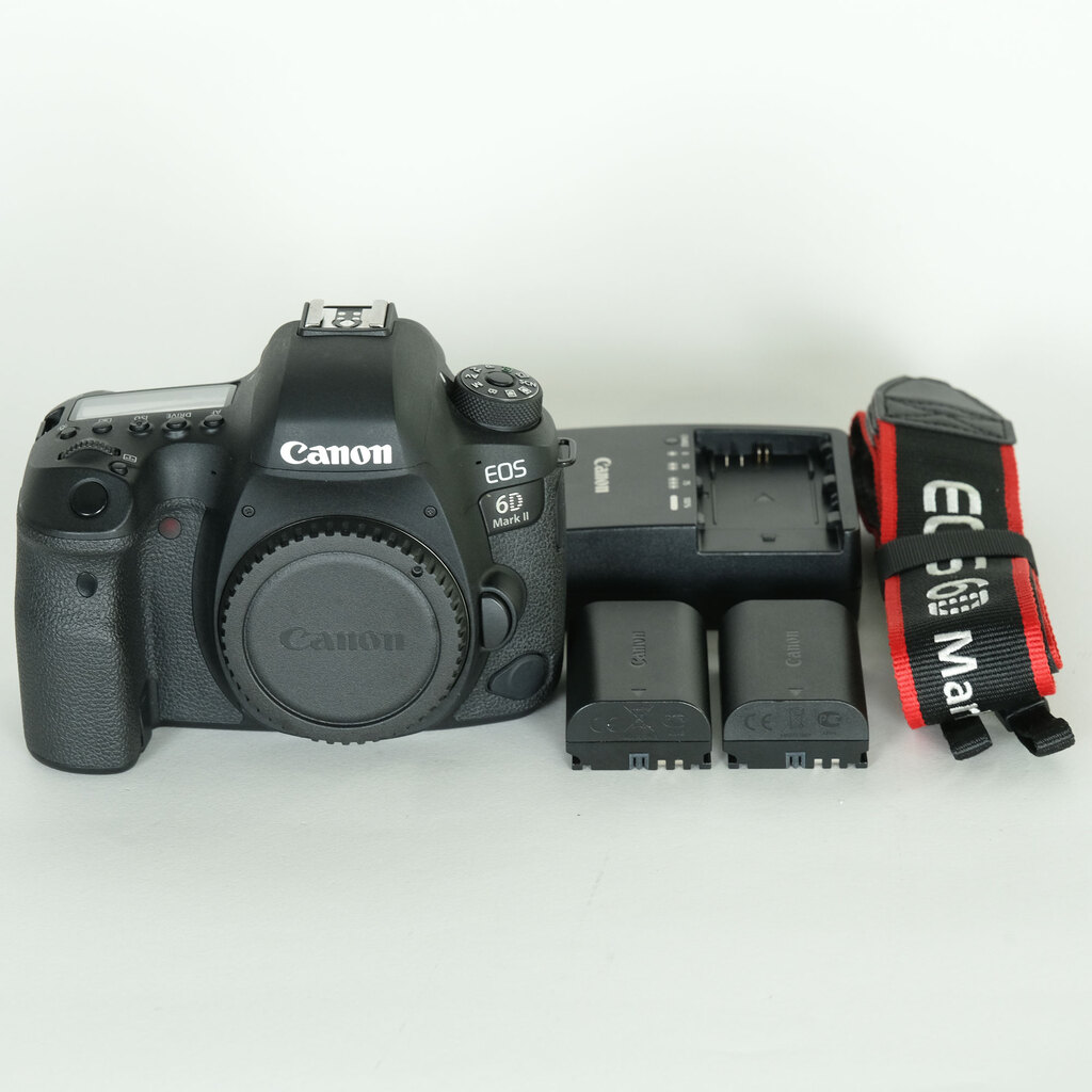 Canon EOS 6D Mark II