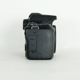 Canon EOS Kiss X10 Canon EOS Kiss X10