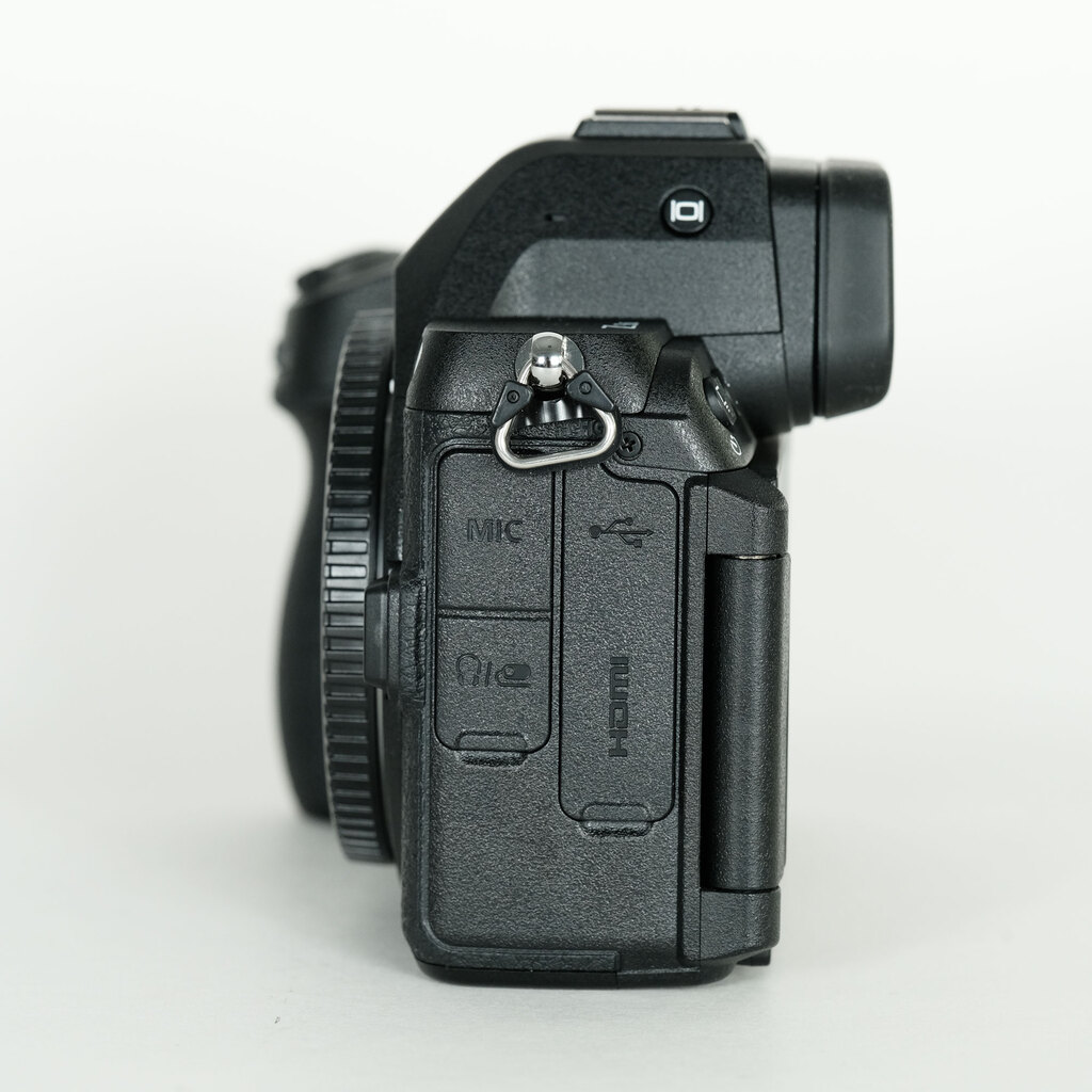 Nikon Z5IIの出品 | ONE SCENE（ワンシーン）