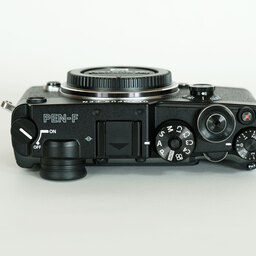 OLYMPUS PEN-F OLYMPUS PEN-F