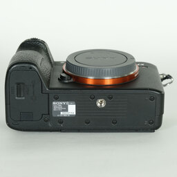 SONY α7R III(ILCE-7RM3) SONY α7R III(ILCE-7RM3)