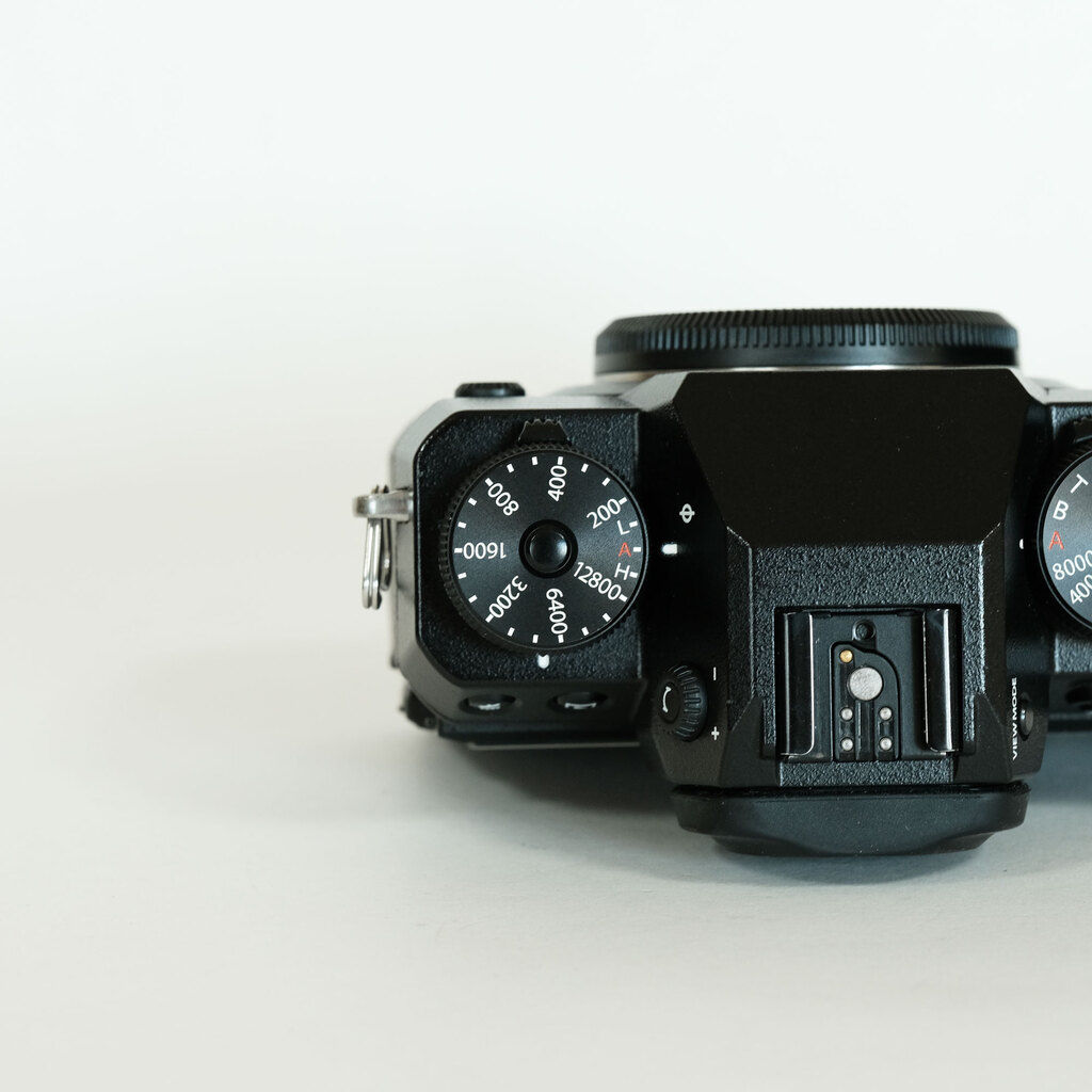 FUJIFILM X-H1 FUJIFILM X-H1