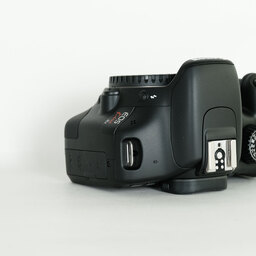 Canon EOS Kiss X4 Canon EOS Kiss X4