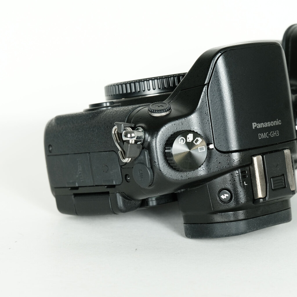 Panasonic LUMIX DMC-GH3 Panasonic LUMIX DMC-GH3