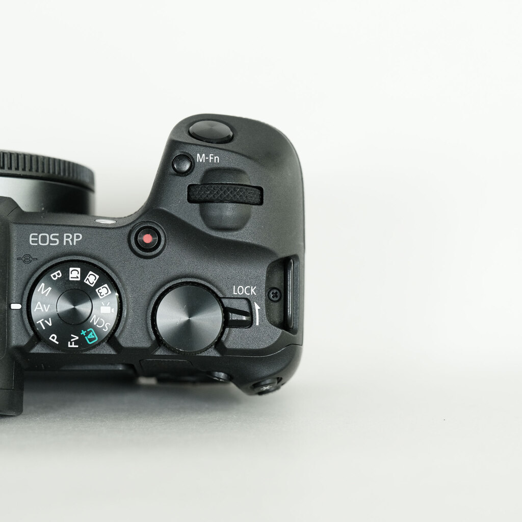 Canon EOS RP Canon EOS RP