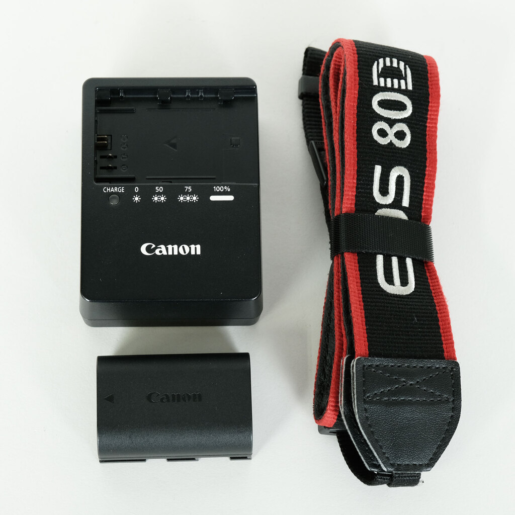 Canon EOS 80D Canon EOS 80D