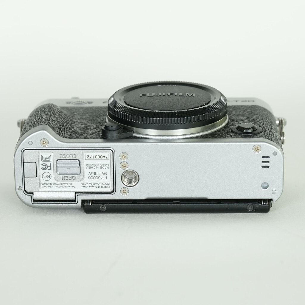 FUJIFILM X-T20 FUJIFILM X-T20