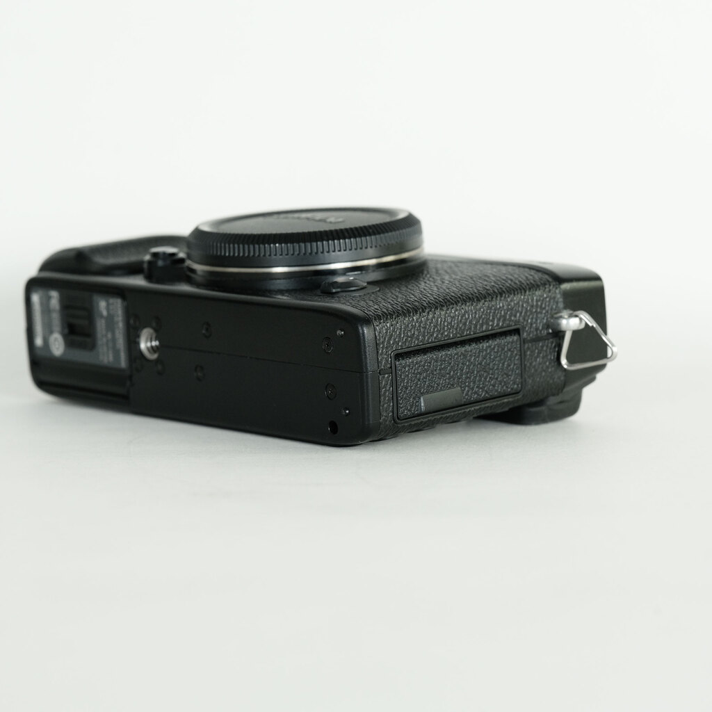 FUJIFILM X-E2 FUJIFILM X-E2