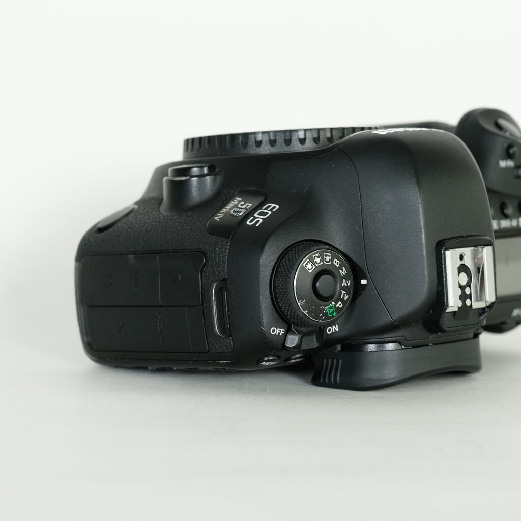 Canon EOS 5D Mark IV