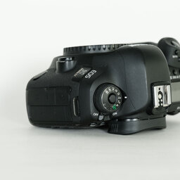 Canon EOS 5D Mark IV