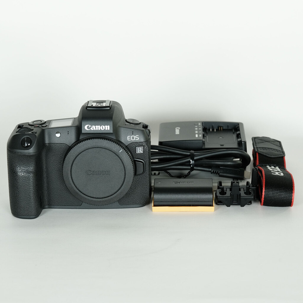 Canon EOS R Canon EOS R