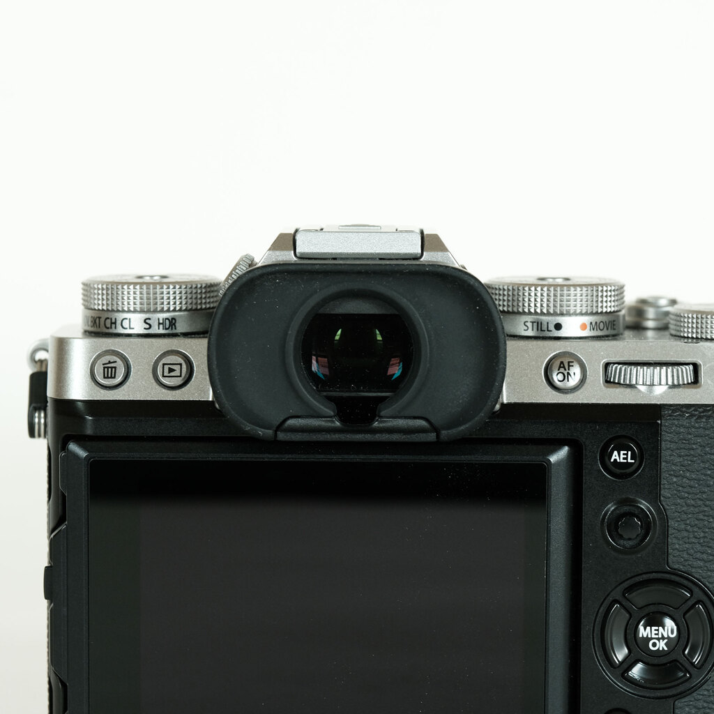 FUJIFILM X-T5 FUJIFILM X-T5