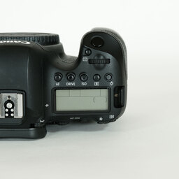 Canon EOS 6D Mark II Canon EOS 6D Mark II