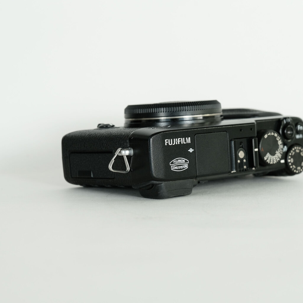 FUJIFILM X-E2 FUJIFILM X-E2