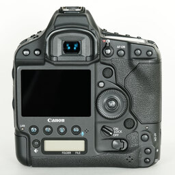 Canon EOS-1D X Mark II