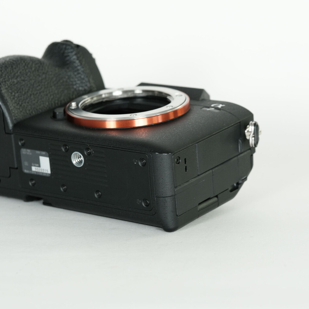 SONY α7 IV(ILCE-7M4) SONY α7 IV(ILCE-7M4)