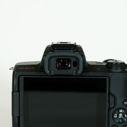 Canon EOS Kiss M Canon EOS Kiss M