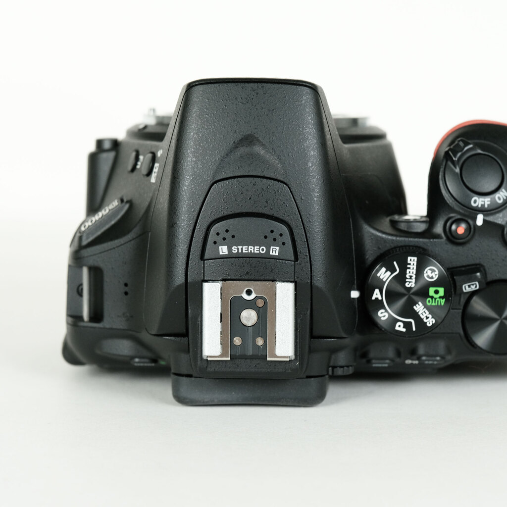 Nikon D5600