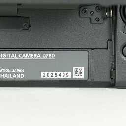 Nikon D780