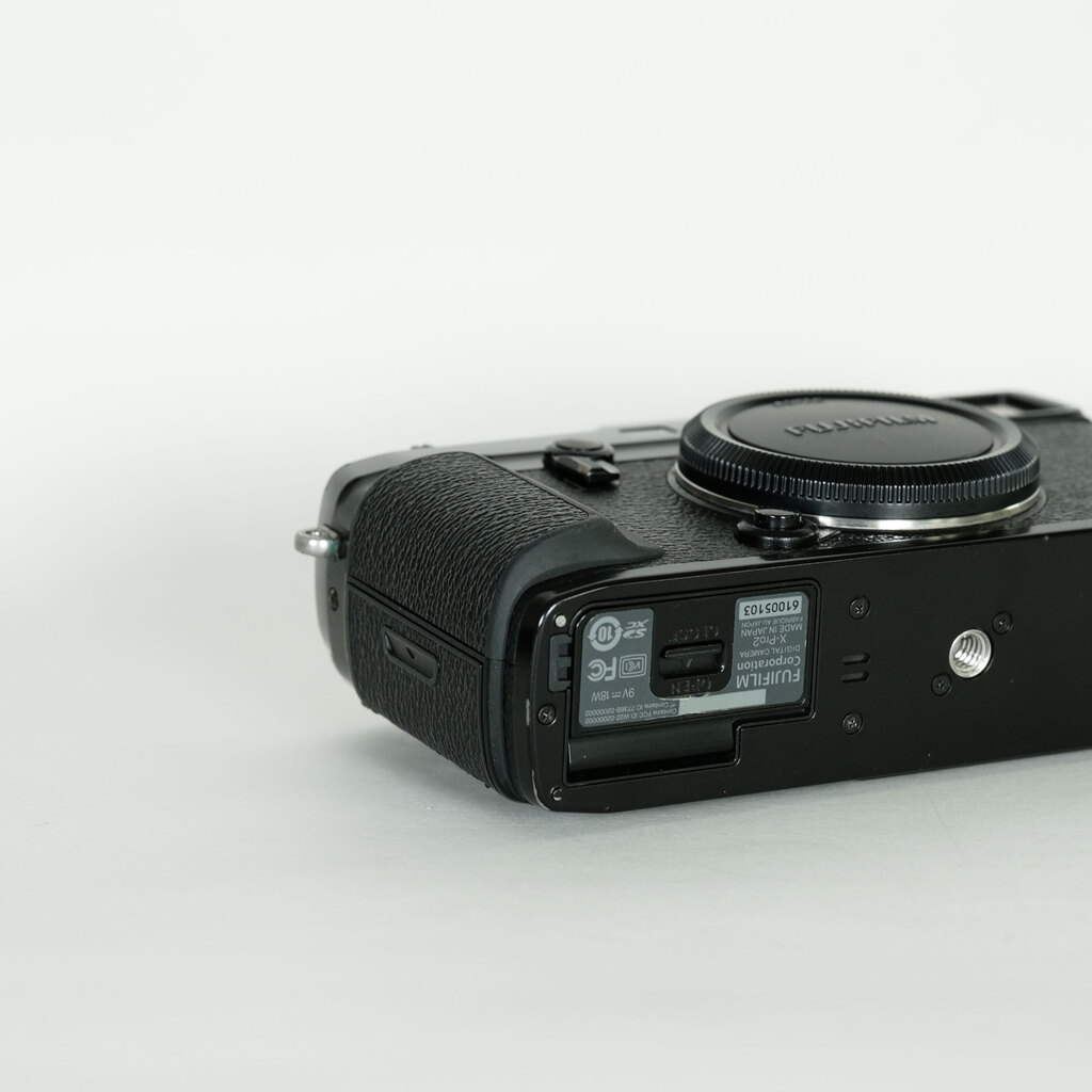 FUJIFILM X-Pro2