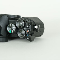 OLYMPUS OM-D E-M10 Mark III OLYMPUS OM-D E-M10 Mark III