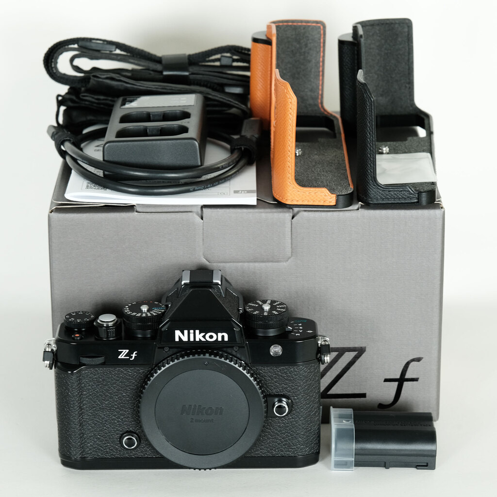 【値下げ中】ジャンク品　Nikon フィルムカメラ レザーケース付き Nikon Z fの出品 | ONE SCENE（ワンシーン）