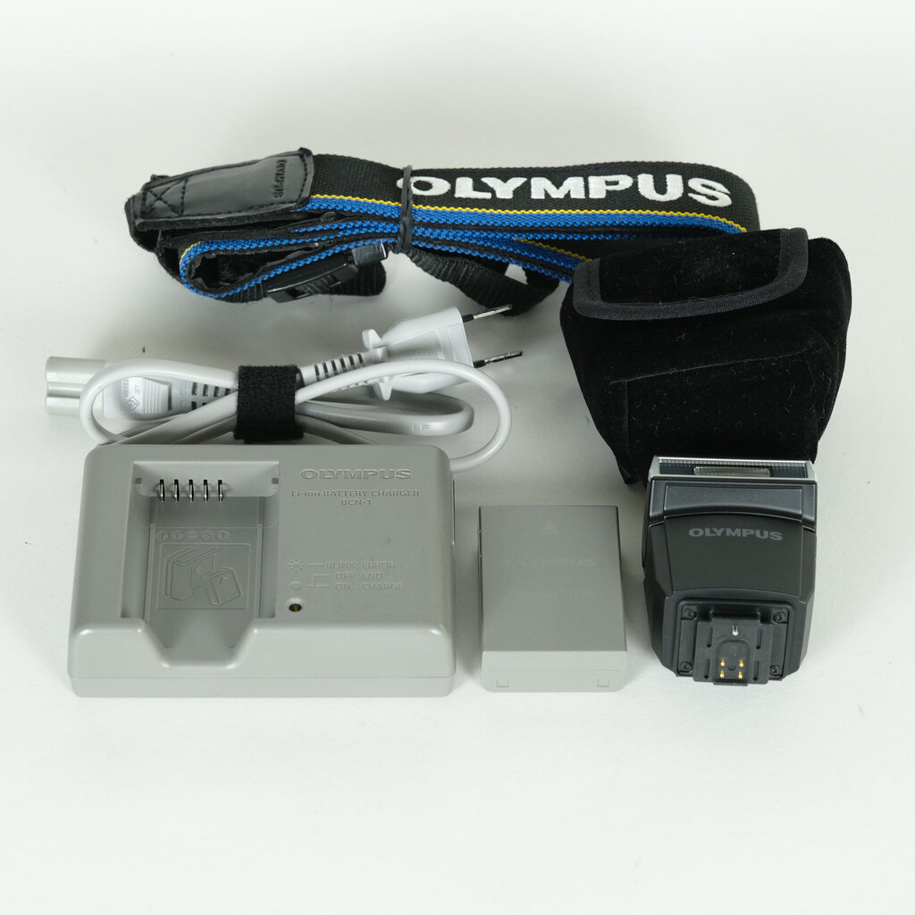 OLYMPUS OM-D E-M5 Mark II OLYMPUS OM-D E-M5 Mark II