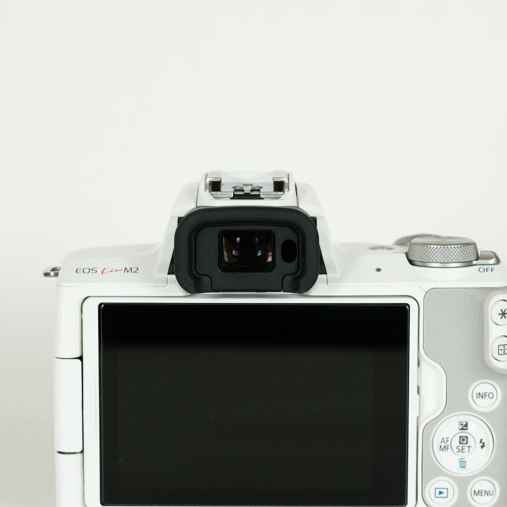 Canon EOS Kiss M2 Canon EOS Kiss M2