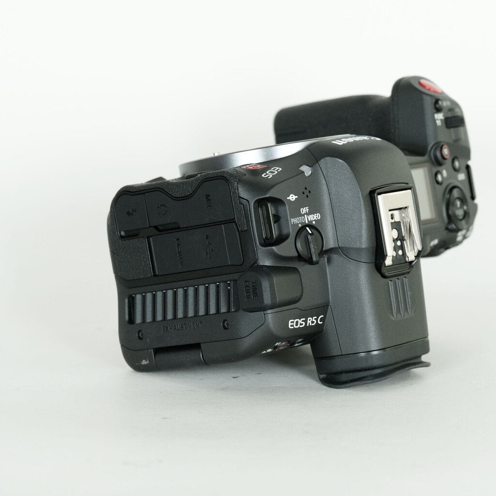 Canon EOS R5 C Canon EOS R5 C