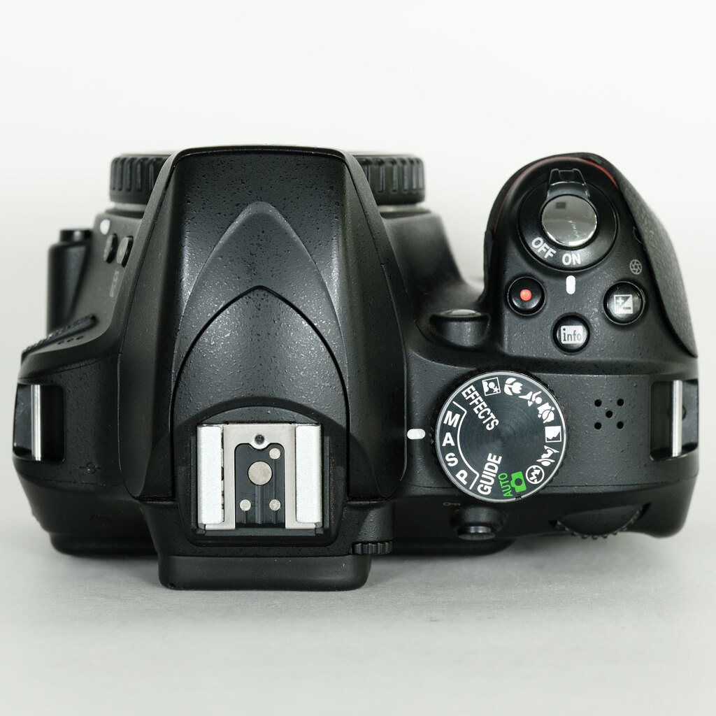 Nikon D3300の出品 | ONE SCENE（ワンシーン）