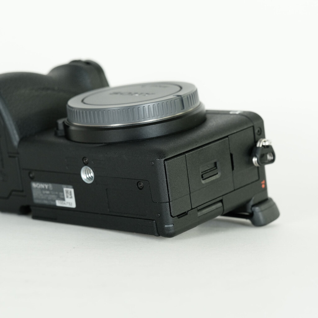 SONY α6700(ILCE-6700) SONY α6700(ILCE-6700)