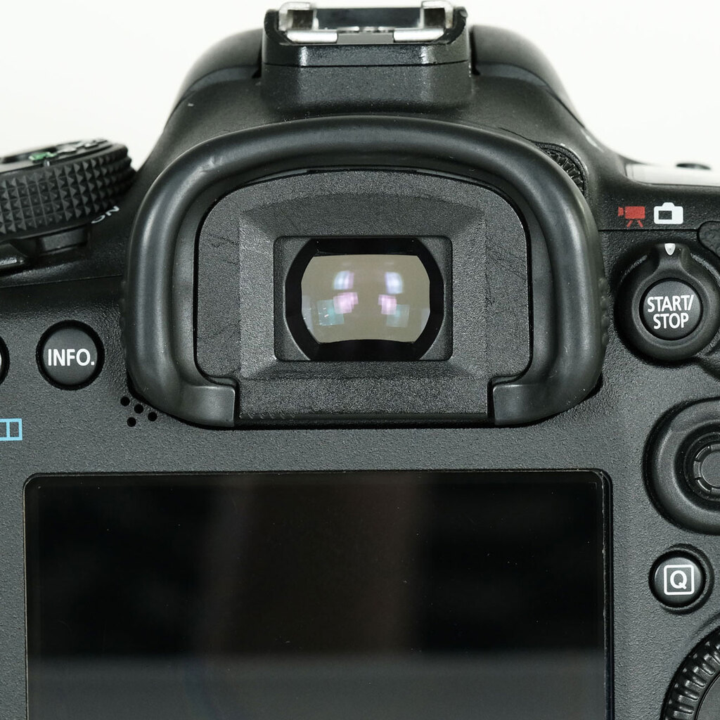 Canon EOS 7D Mark II Canon EOS 7D Mark II